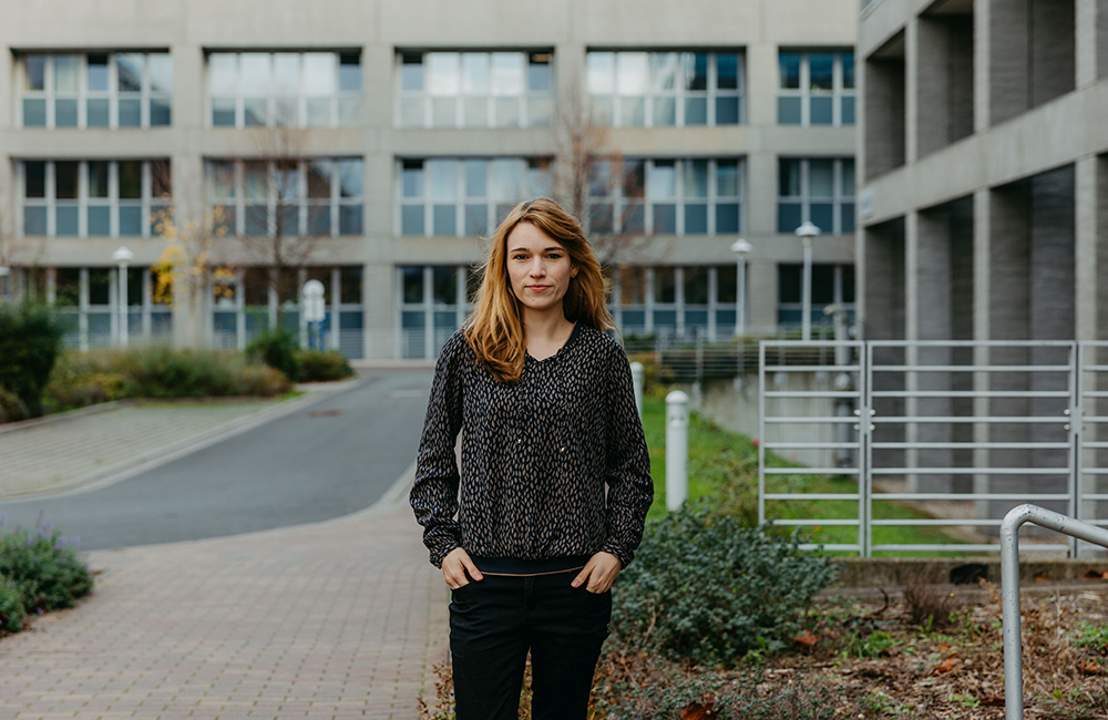 Dr. Marie Woelfer_Fotografin Jana Dünnhaupt_Universität Magdeburg (002) Dr. Marie Woelfer_Fotografin Jana Dünnhaupt_Universität Magdeburg (002)