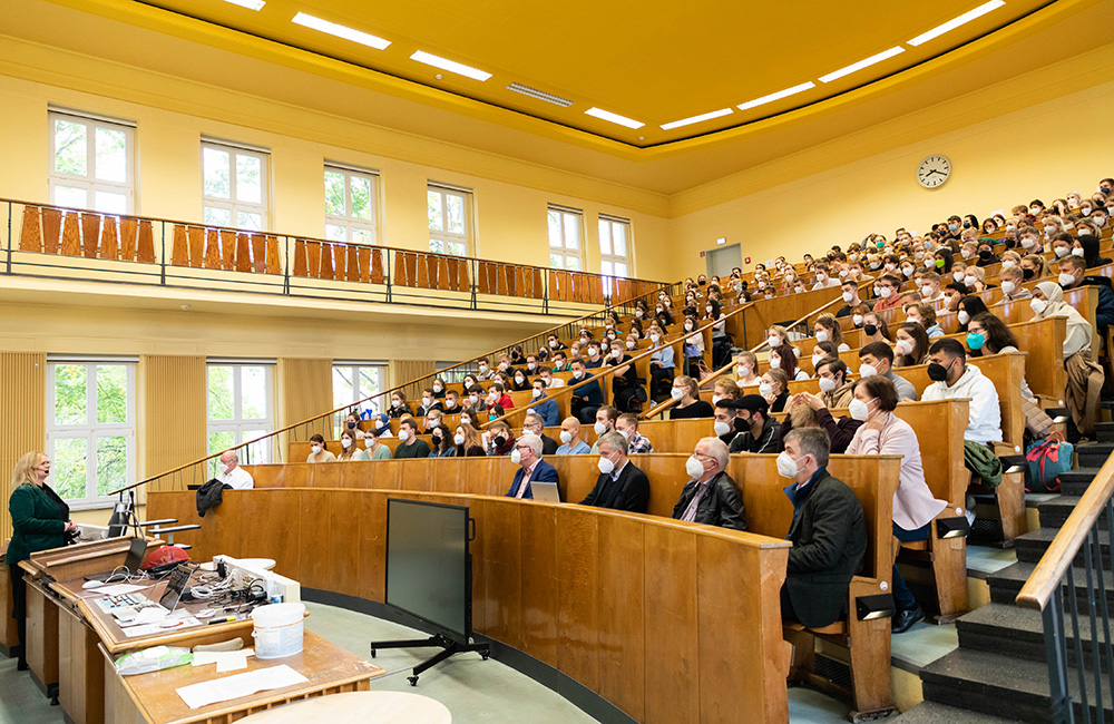 Start der Einführungstage an der Med. Fakultät Magdeburg im WS 22_23_Fotografin Sarah Kossmann (002) Start der Einführungstage an der Med. Fakultät Magdeburg im WS 22_23_Fotografin Sarah Kossmann (002)